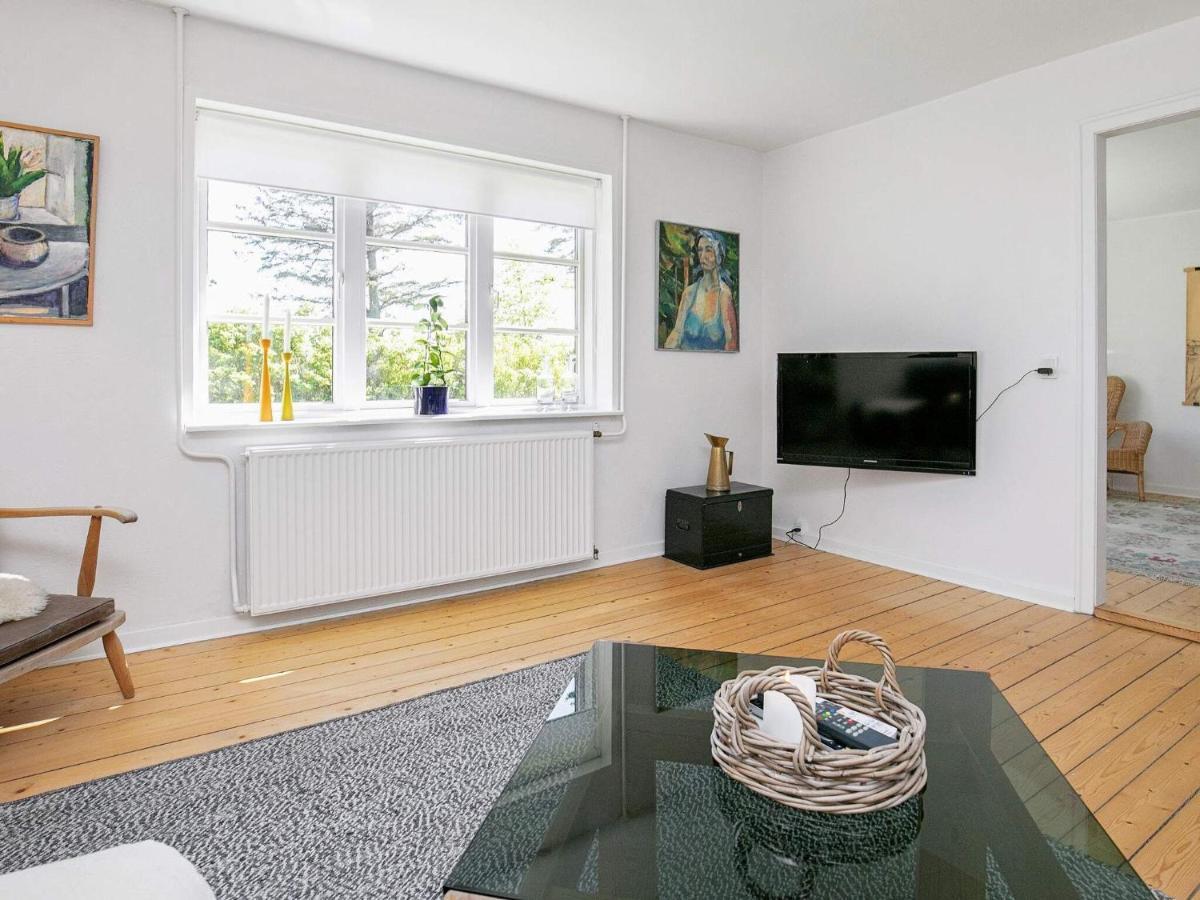 6 Person Holiday Home In Hj Rring Hjørring Esterno foto